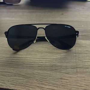 Arnette Aviators. With case.